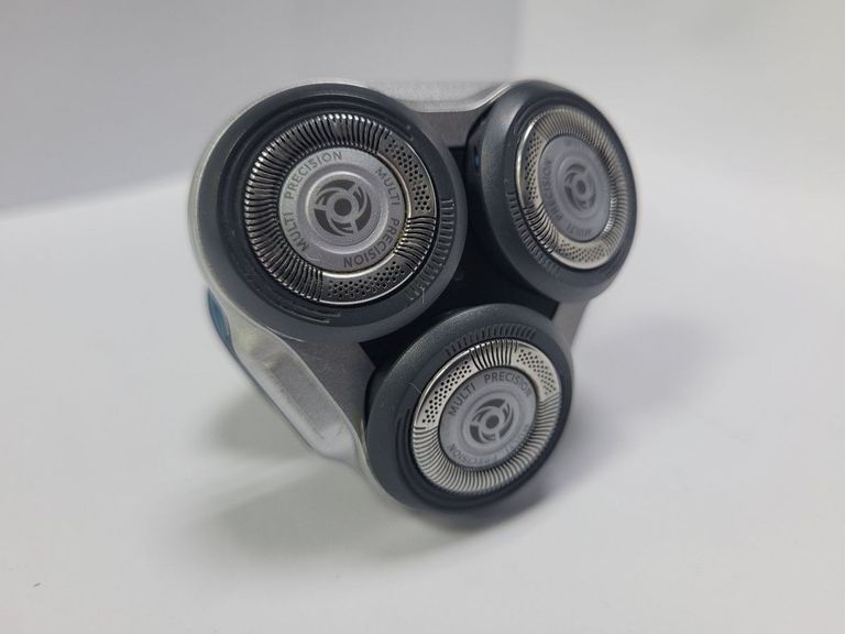 Дешиво Philips series 5000 s5550 с ломбарда