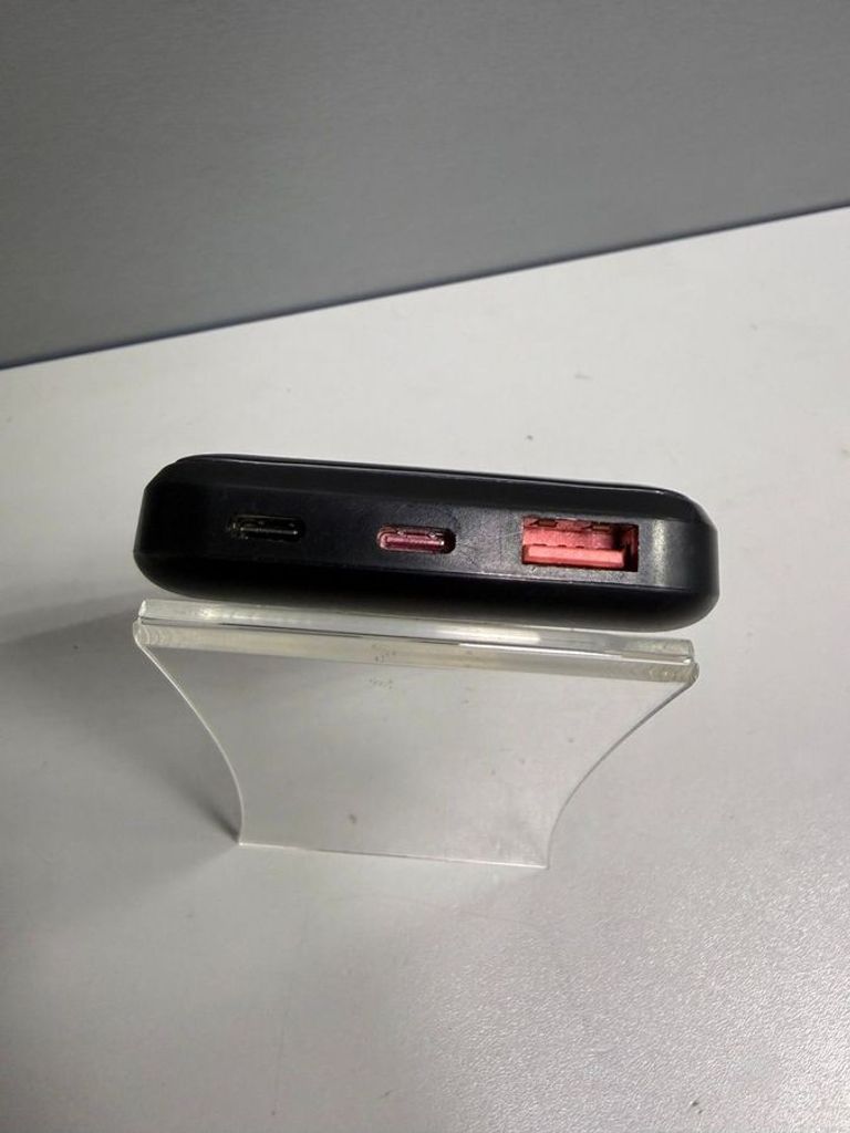 Оголошення Grunhelm power bank 10000 mah gp-10qc Б/У