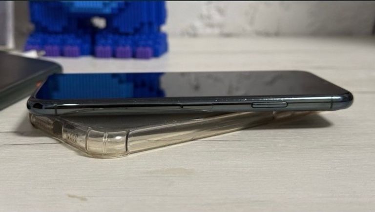 Дешево Apple iPhone 11 Pro Max 512GB Dual Sim Midnight Green (MWF82) з ломбарду