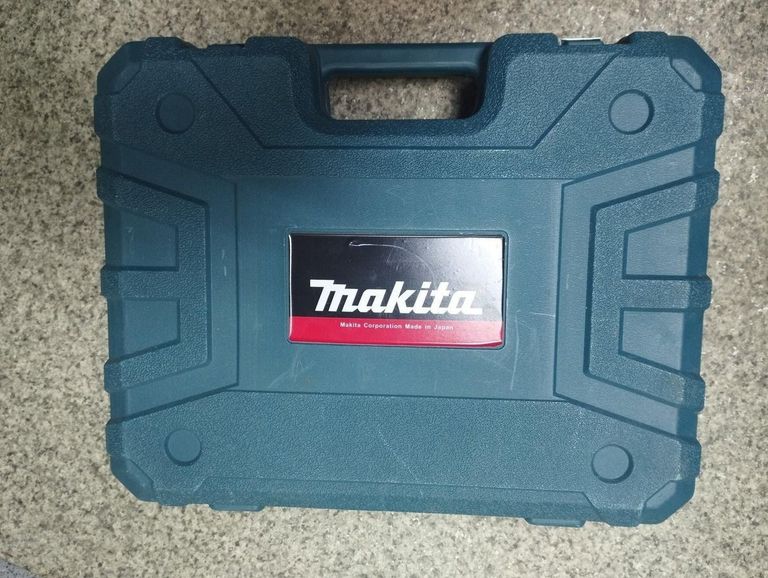 Купити Makita Копія 2акб зп набір Б/У