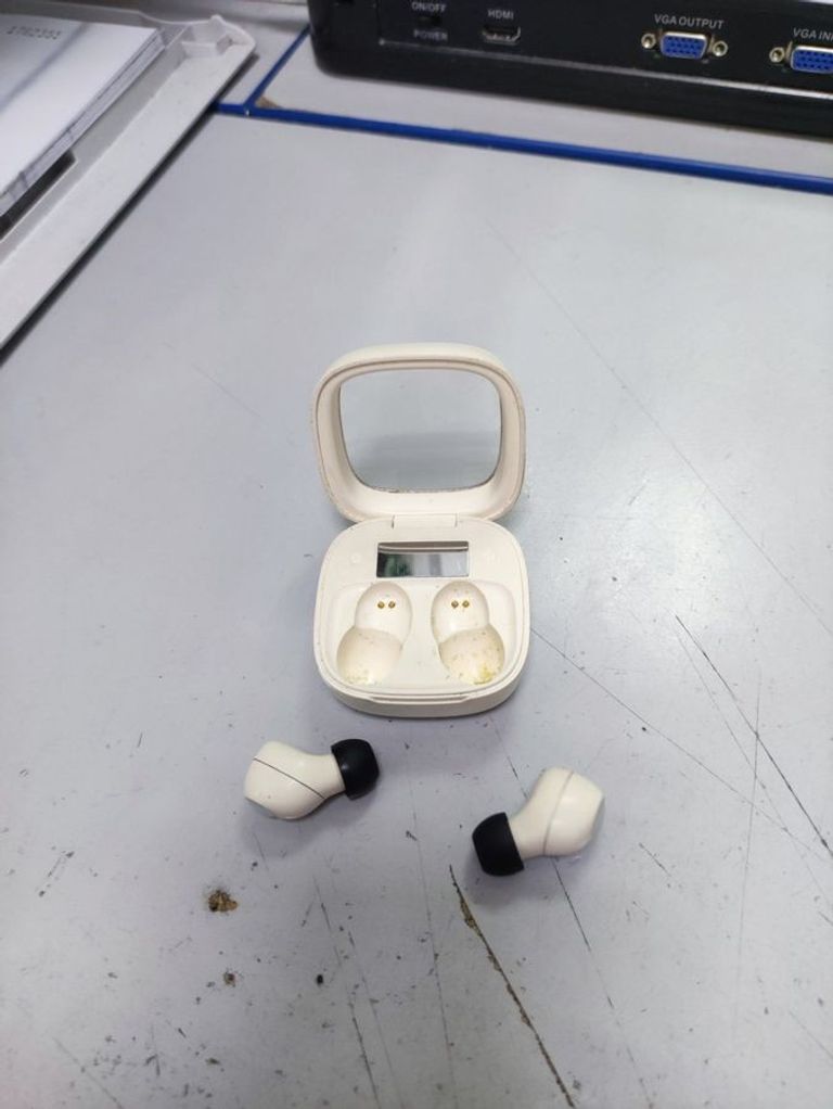 Дешиво Без Виробника т100 с ломбарда