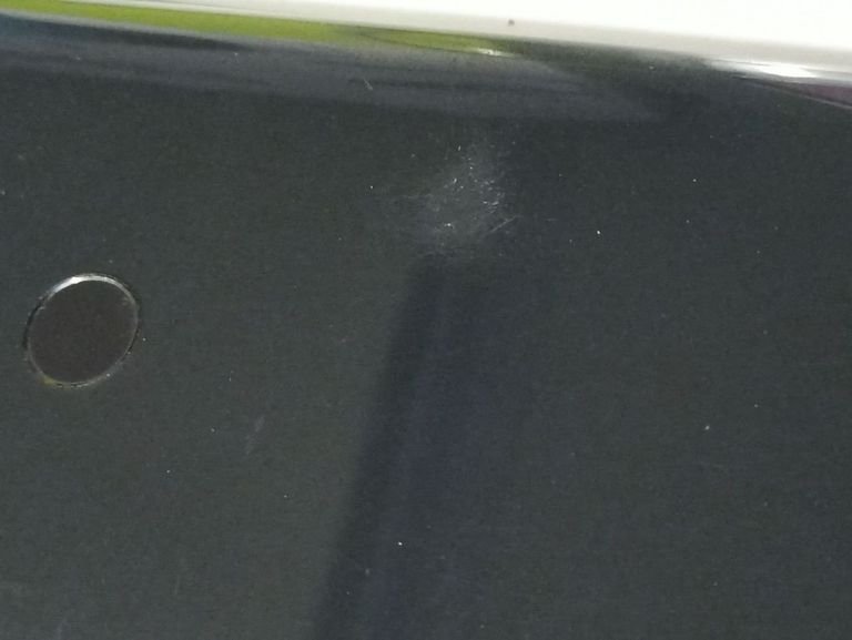 Дешево Xiaomi Redmi 7 3/32GB Black з ломбарду