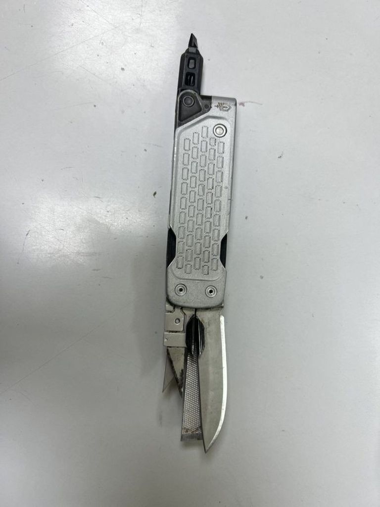 Дешево Gerber lockdown drive blister 4l silver з ломбарду