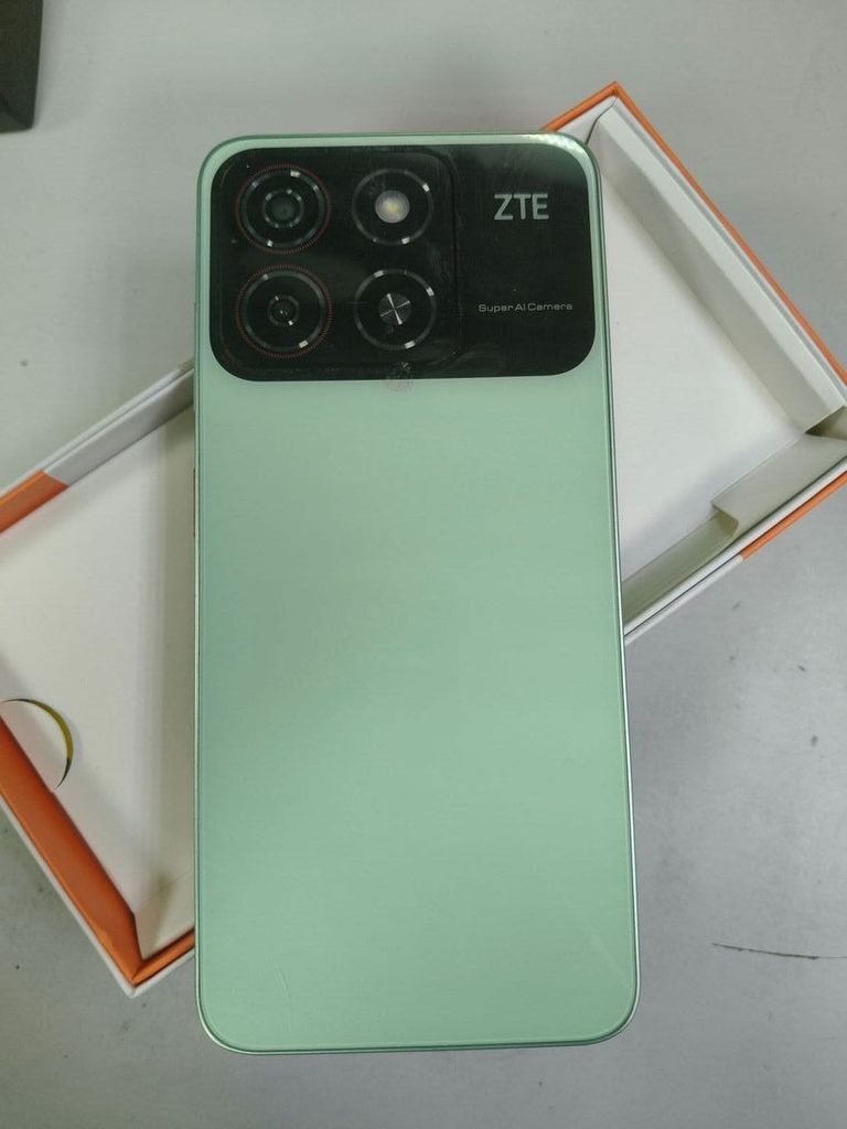 Оголошення Zte Blade A35 4/64GB Green Б/У