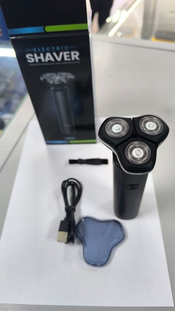 Купить Electric Shaver 105446 Б/У