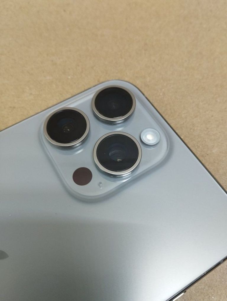 Apple iphone 15 pro max 256gb Код:01-200903447. Зображення 8