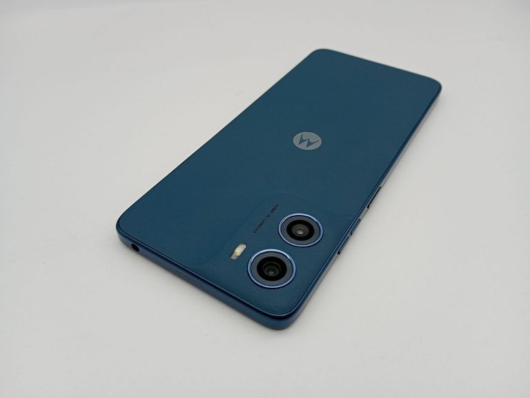 Оголошення Motorola moto g06 4g 4/64gb tendril Б/У