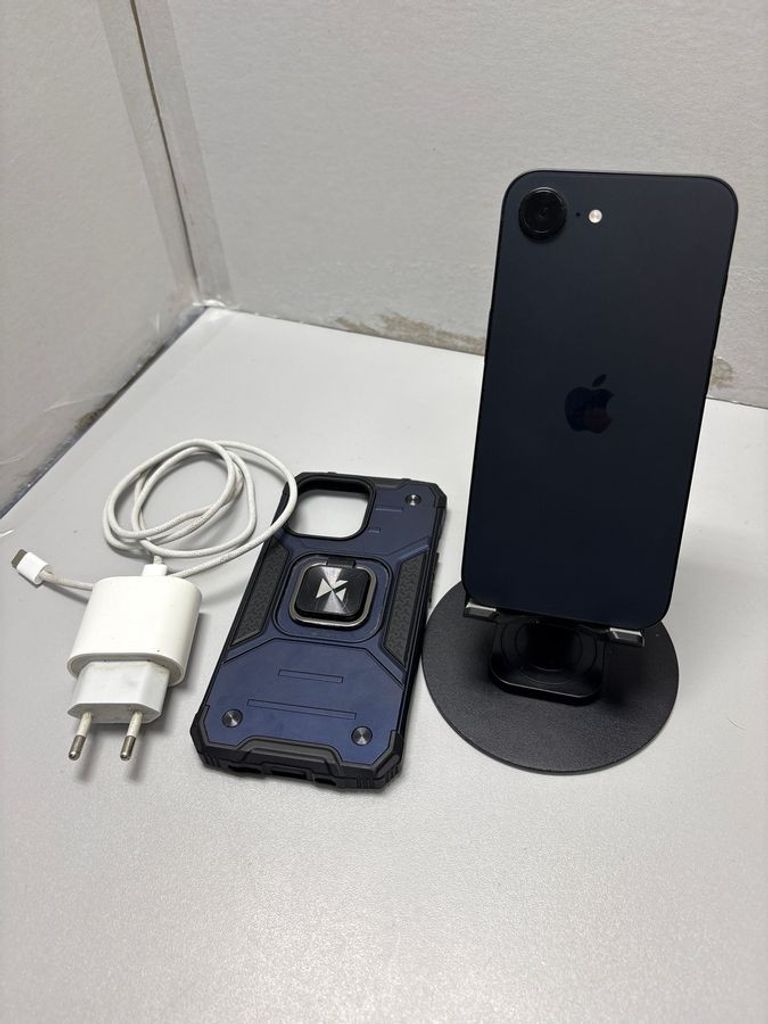 Apple iPhone 16e 128GB Black Код:01-200915332. Зображення 11