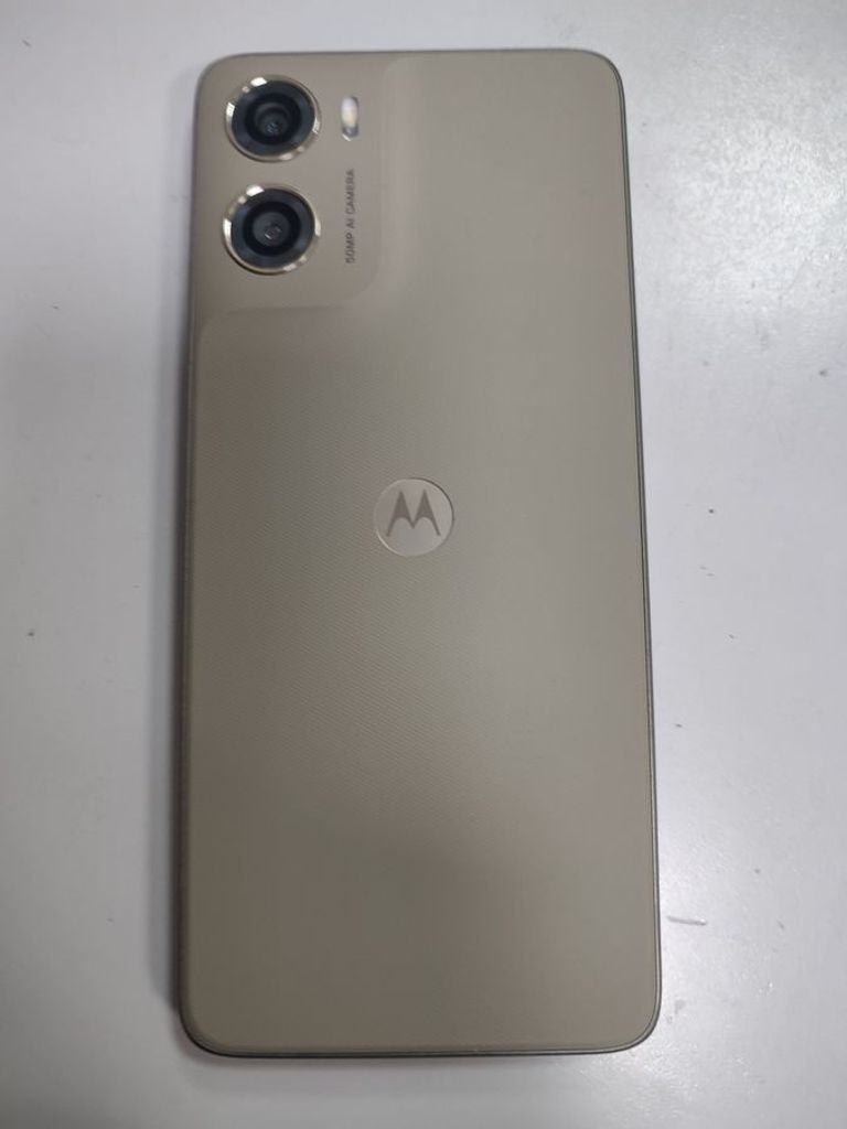 Дешево Motorola moto g06 power 4/256gb з ломбарду