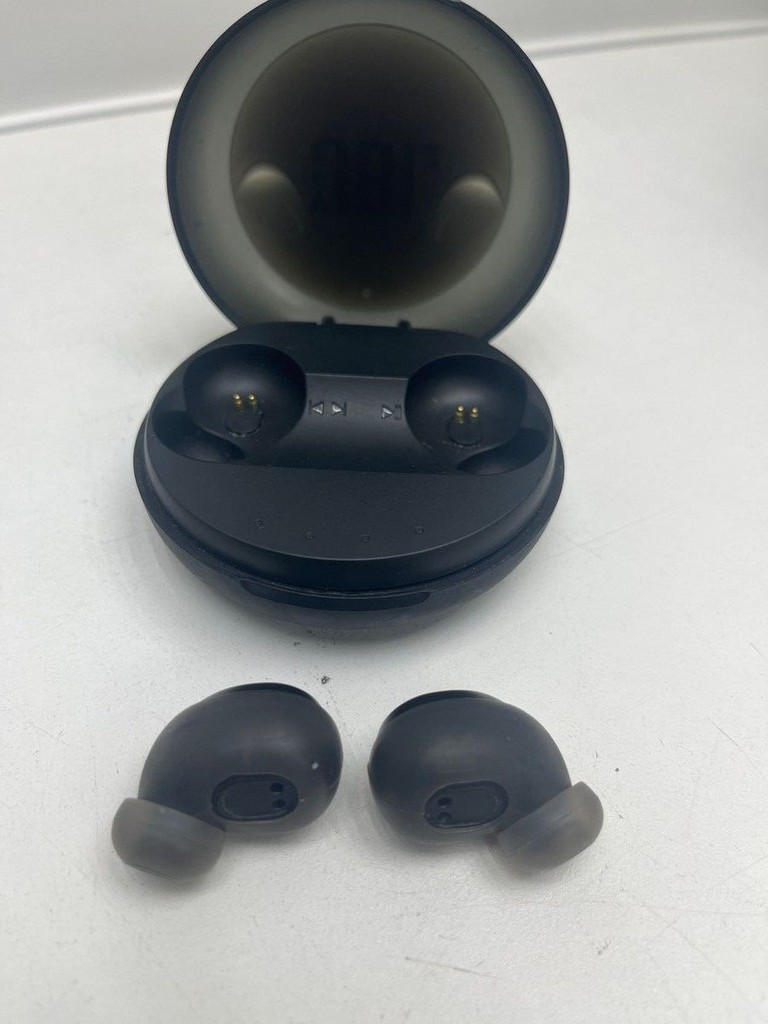 Оголошення Jbl free x white Б/У