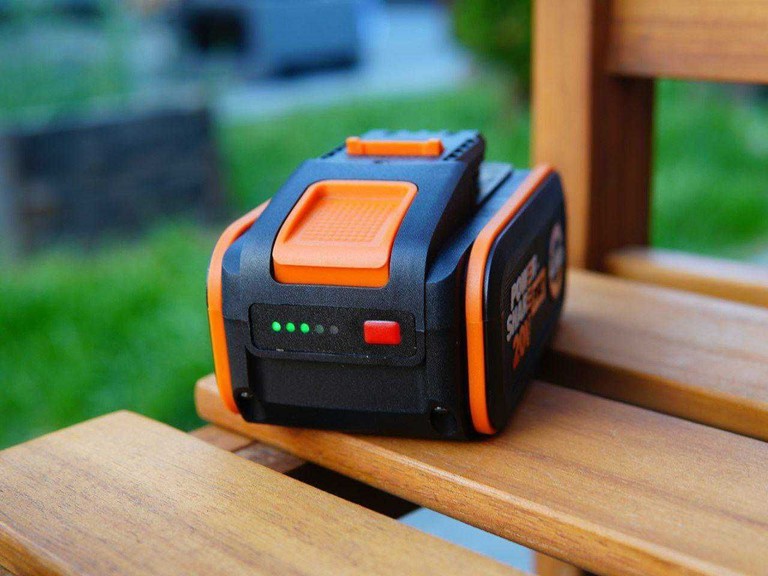 Дешиво Li-Ion, Worx 20V 4Ah WA3644. 100% Оригінал! с ломбарда