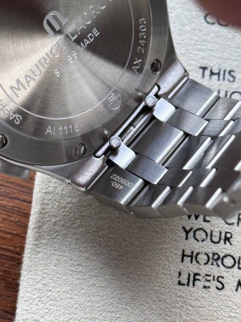 Maurice lacroix Aikon Chronograph AI6038-SS001-330-1 Код:null. Изображение 9