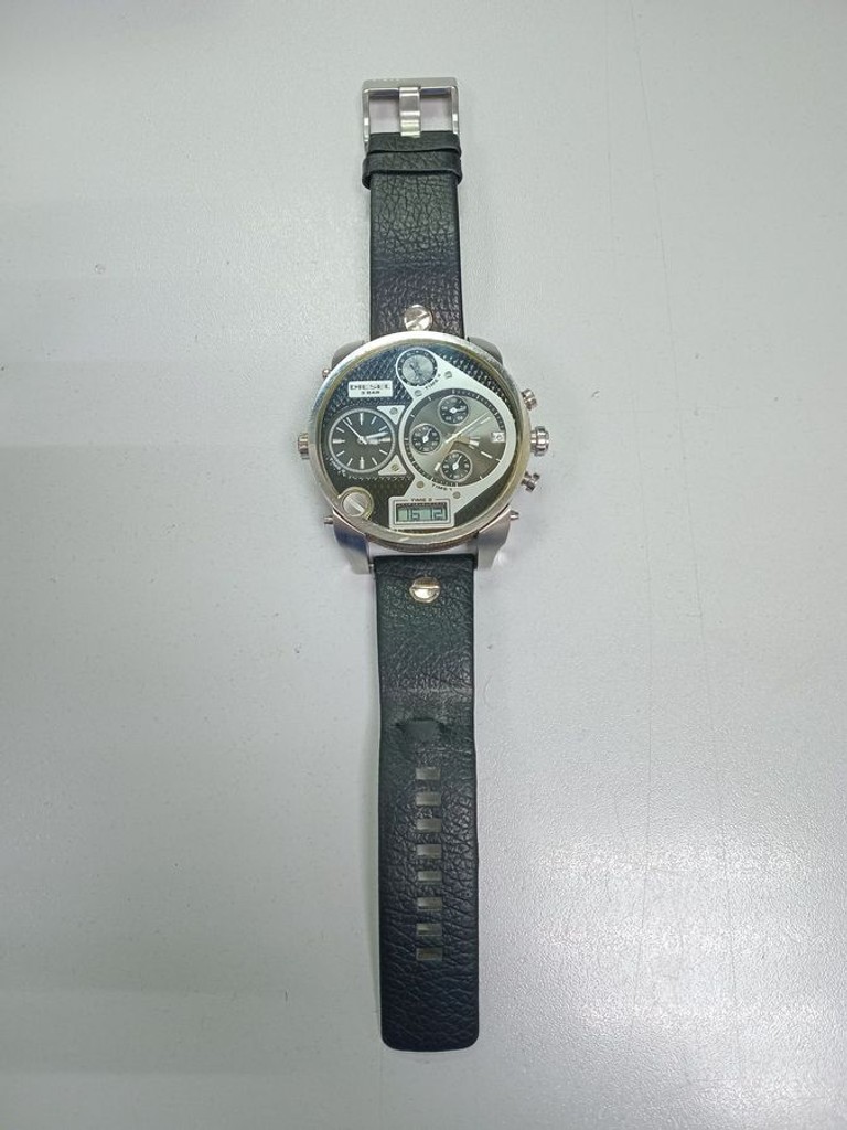 Купить Diesel dz-7125 Б/У