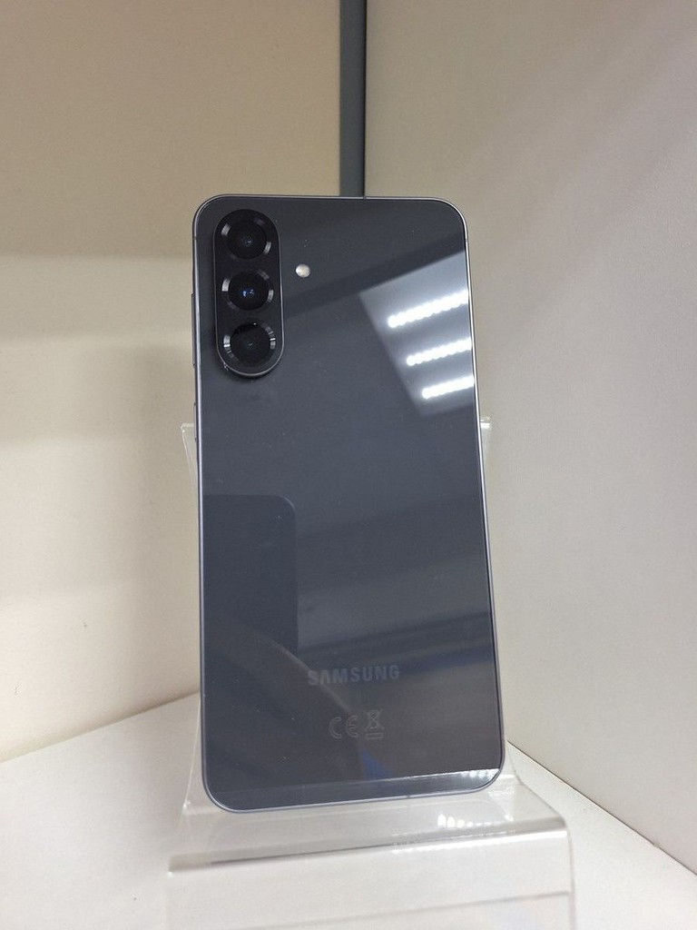 Купить Samsung galaxy a56 5g 8/256gb Б/У