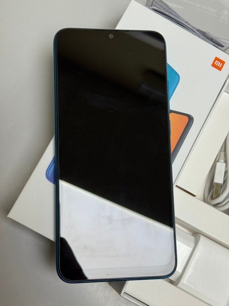 Дешево Xiaomi redmi 9a 2/32gb з ломбарду