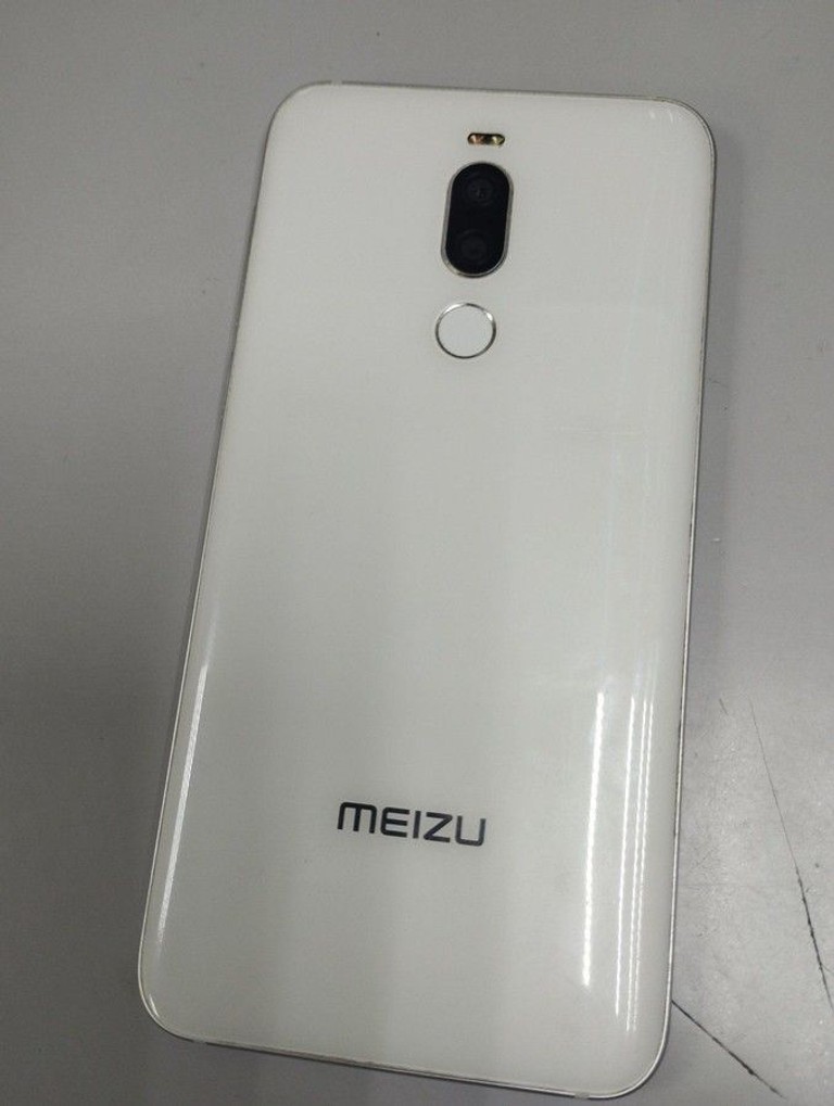 Дешиво Meizu X8 4/64GB Black с ломбарда