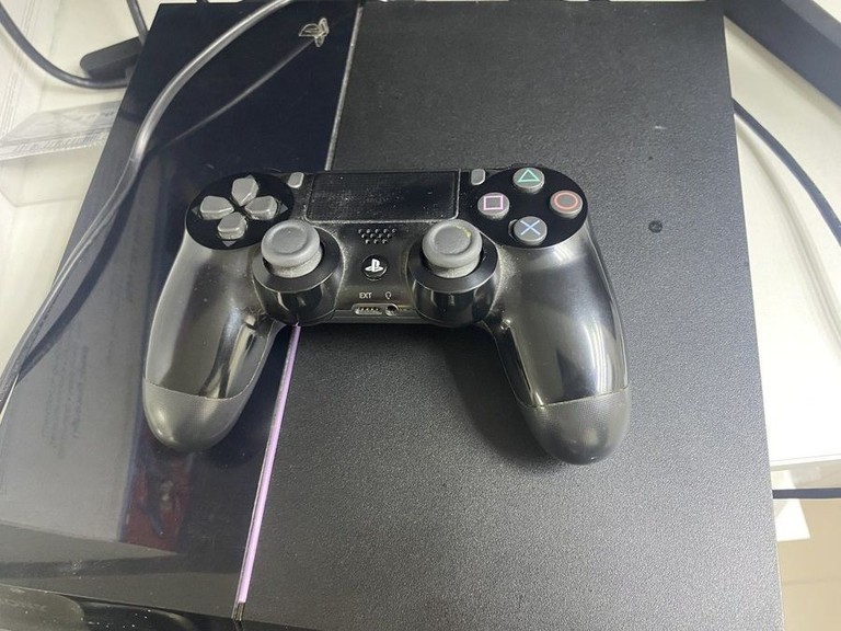 Дешиво Sony playstation 4 500gb с ломбарда