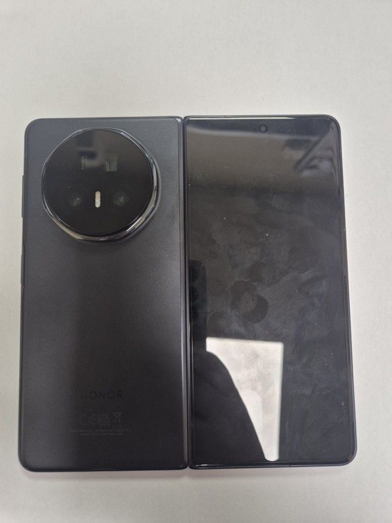 Объявление Honor Magic V5 16/512GB Black Б/У