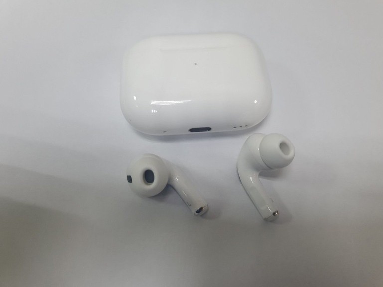 Дешиво Apple airpods pro 2nd generation with magsafe charging case usb-c с ломбарда