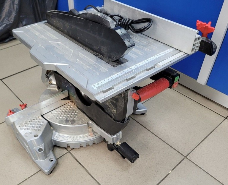 Розпродаж Vitals Dz 3020XC multi (70490), продавець Техноскарб