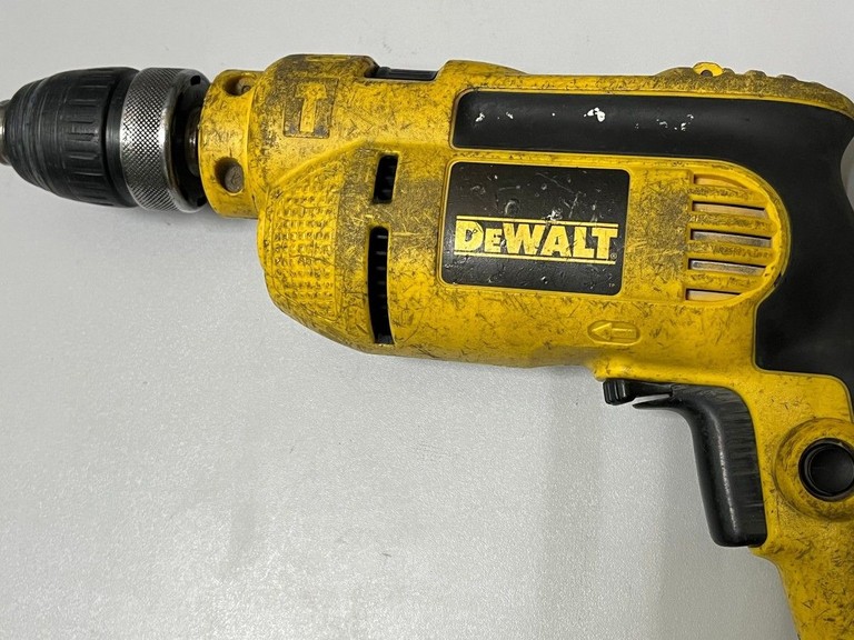 Оголошення Dewalt DWD024S Б/У