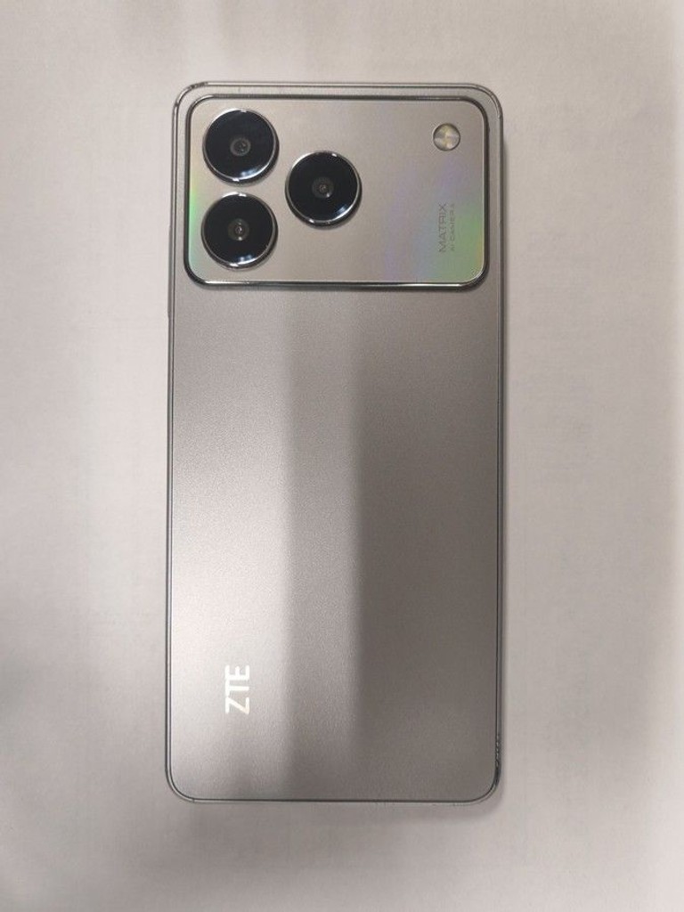 Дешиво Zte Blade A76 4/128GB Gray с ломбарда