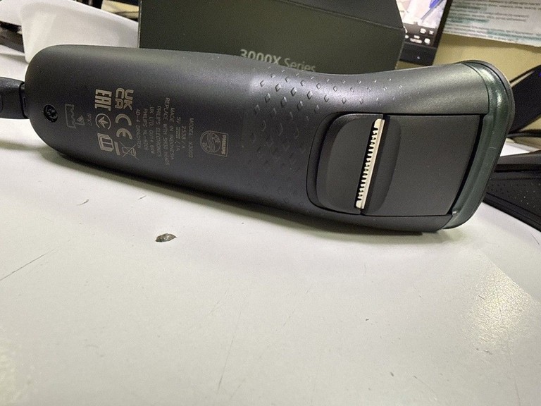 Дешево Philips Shaver Series 3000X X3002/00 з ломбарду