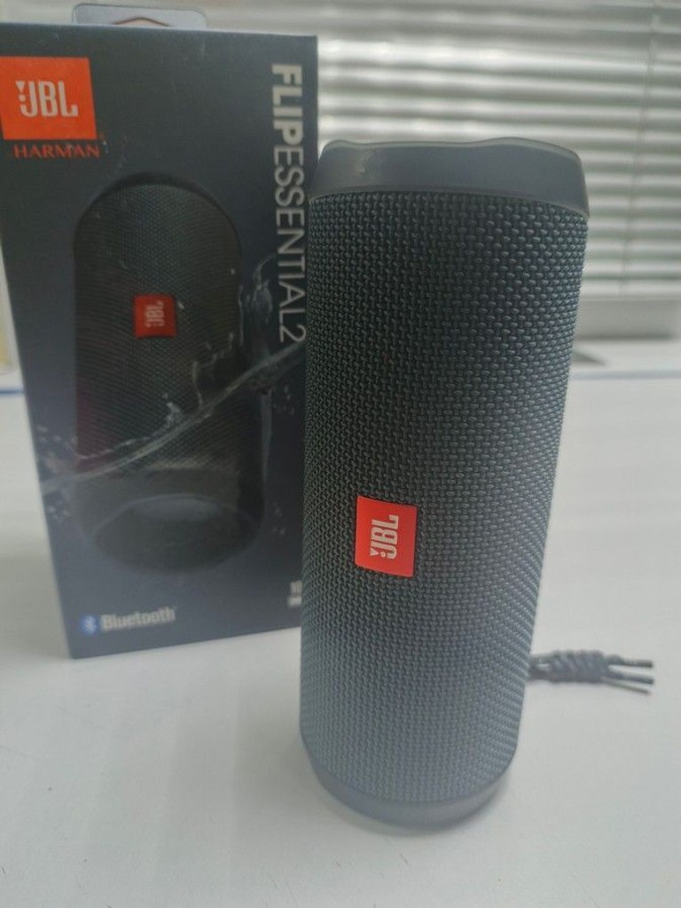 Купити Jbl flip essential 2 Б/У