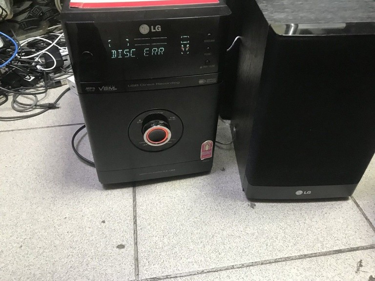 Оголошення Lg xa-u63x Б/У