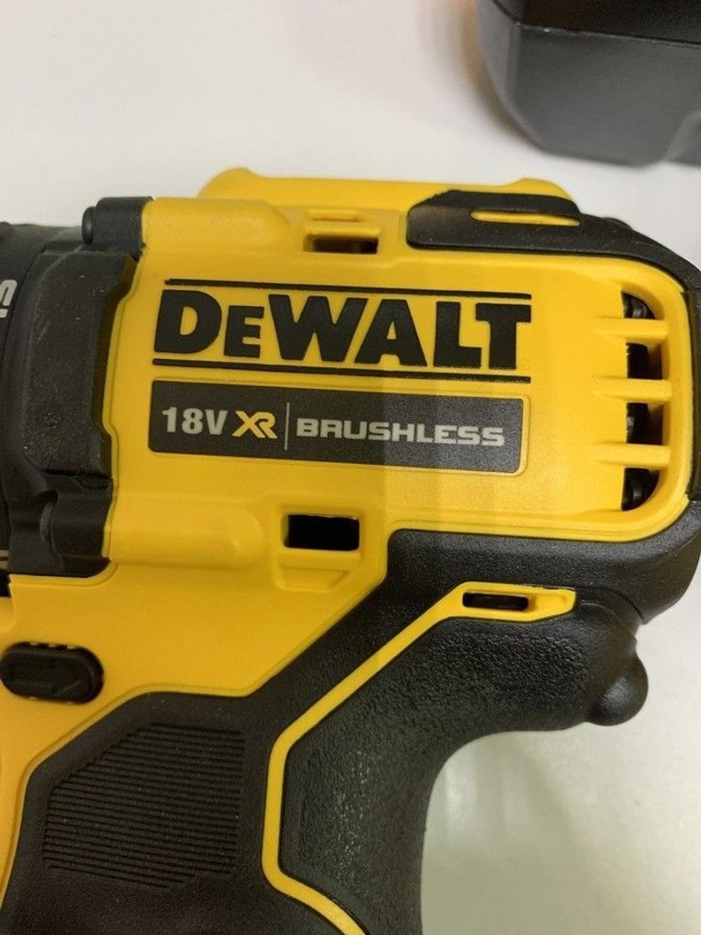 Дешево Dewalt DCD708D2T з ломбарду