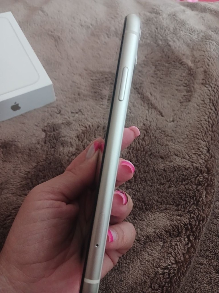 Apple iPhone 11 128GB White Slim Box (MHDJ3) Код:null. Зображення 4