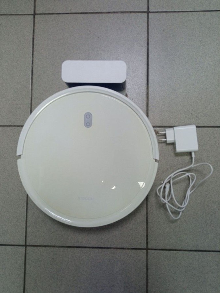 Купити Xiaomi Robot Vacuum E10 Б/У