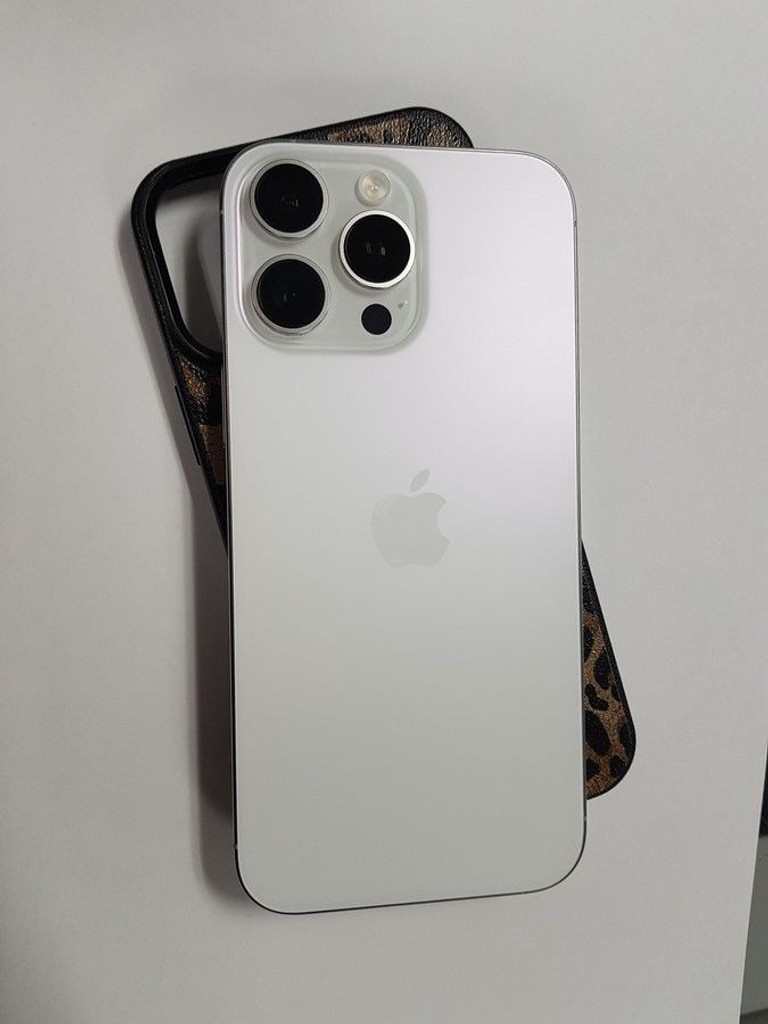 Купити Apple iphone 16 pro max 256gb Б/У