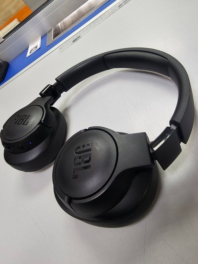 Купити Jbl tune 720bt Б/У