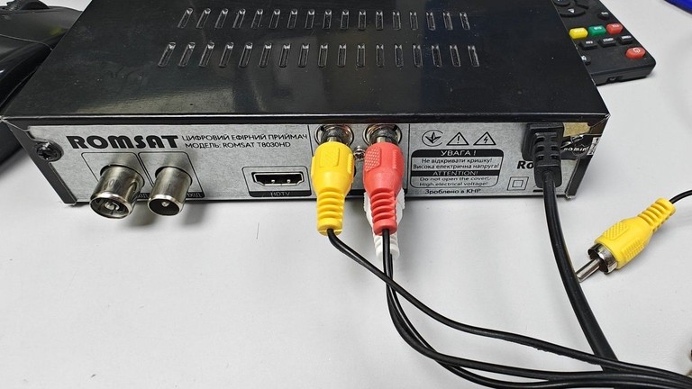 Дешиво Romsat T8030HD с ломбарда