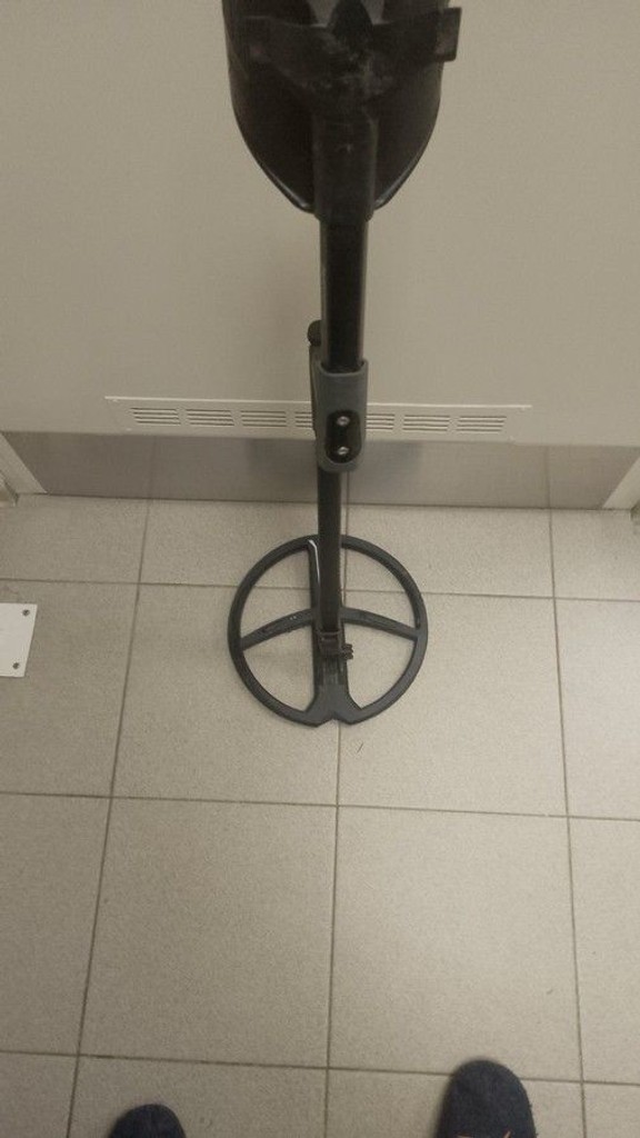 Дешево Xp metal detectors Deus 28 X35 RC з ломбарду
