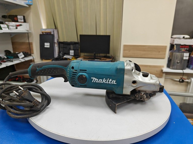 Оголошення Makita GA9050 Б/У