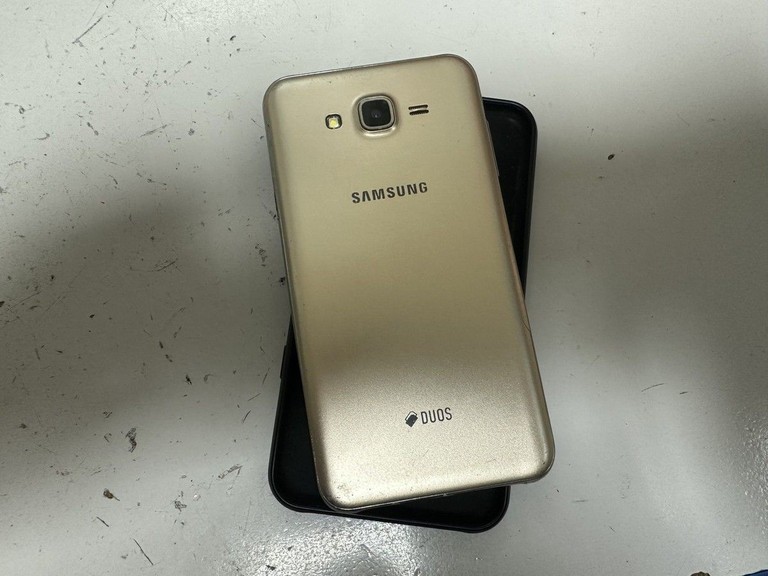 Купити Samsung j700h galaxy j7 16gb Б/У