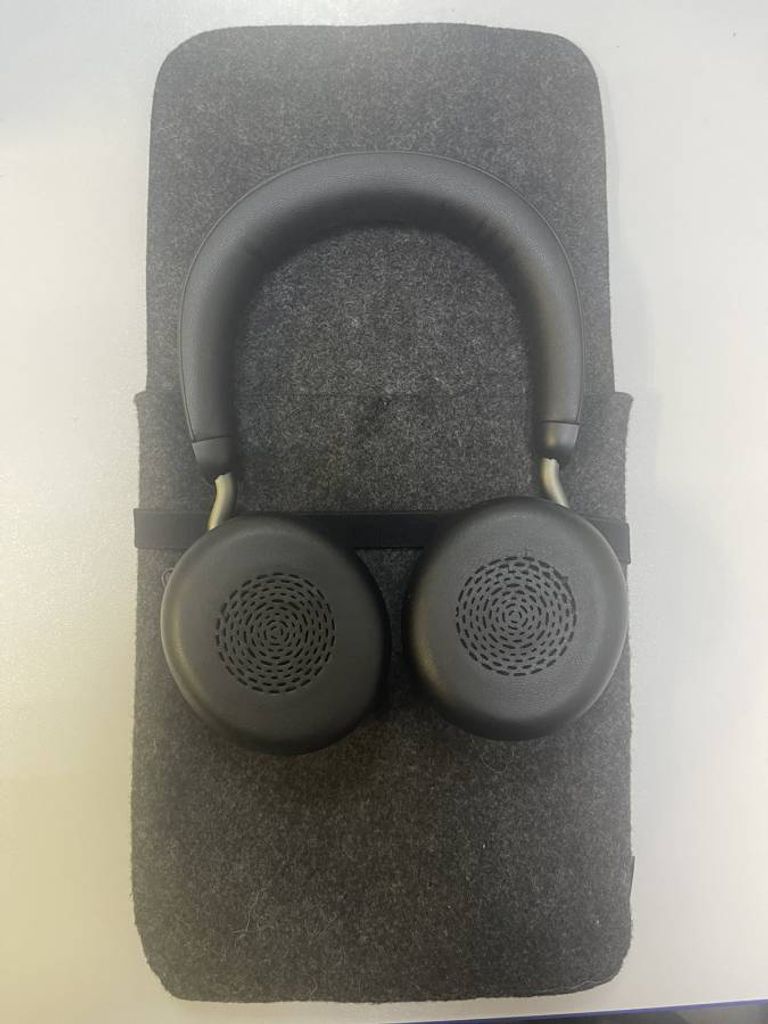 Дешиво Jabra evolve2 75 ms stereo usb-c with charging stand с ломбарда