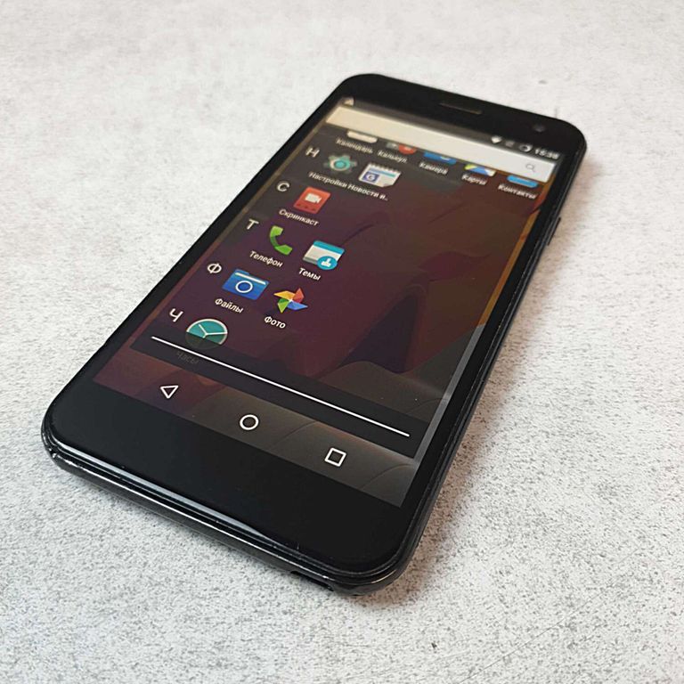 Wileyfox spark Код:2000003123599. Зображення 6