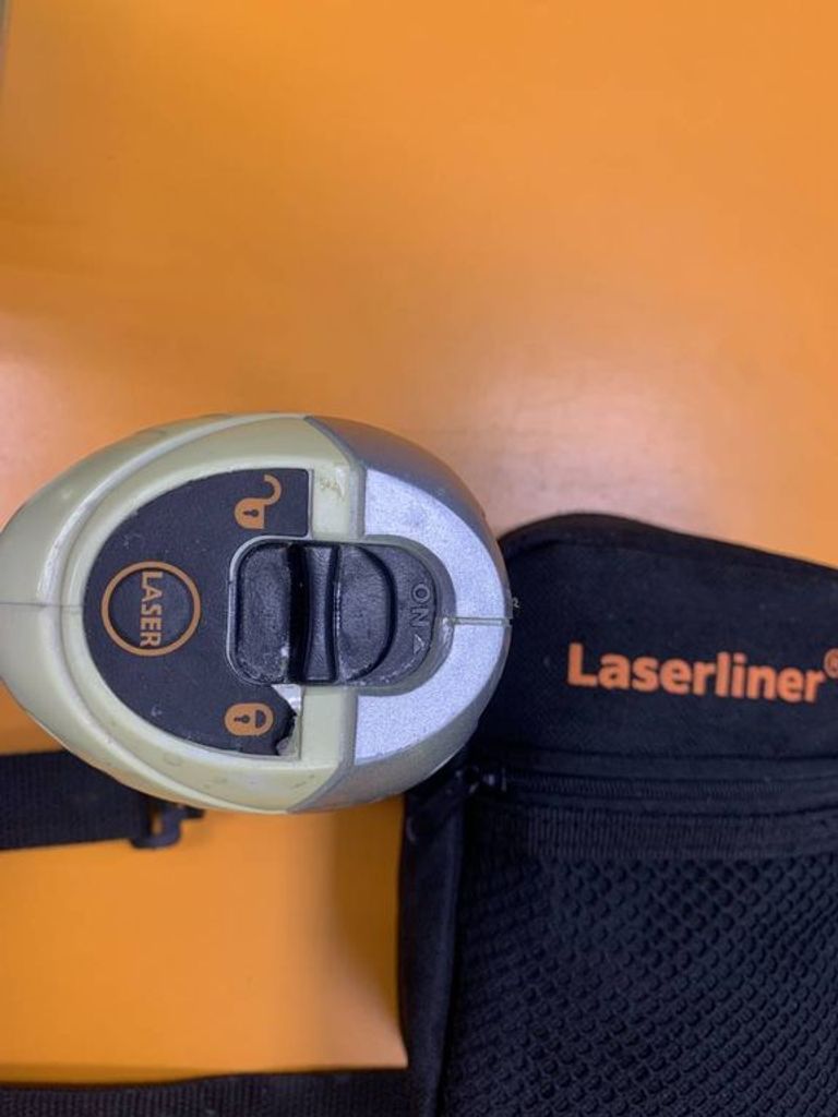 Дешево Laserliner supercross-laser 2 з ломбарду