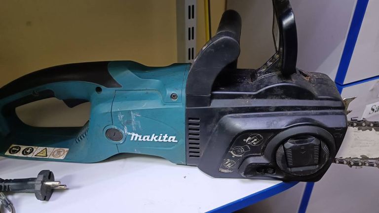 Makita UC4051A