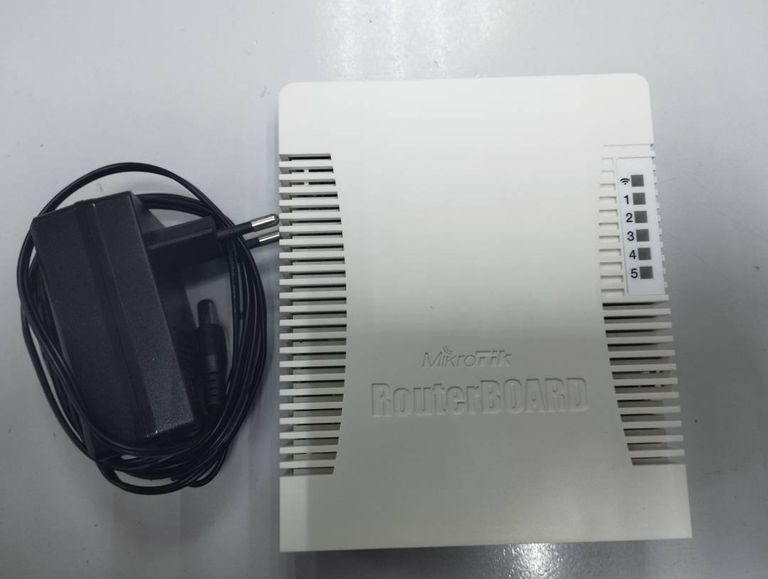 Mikrotik RB951Ui-2HND