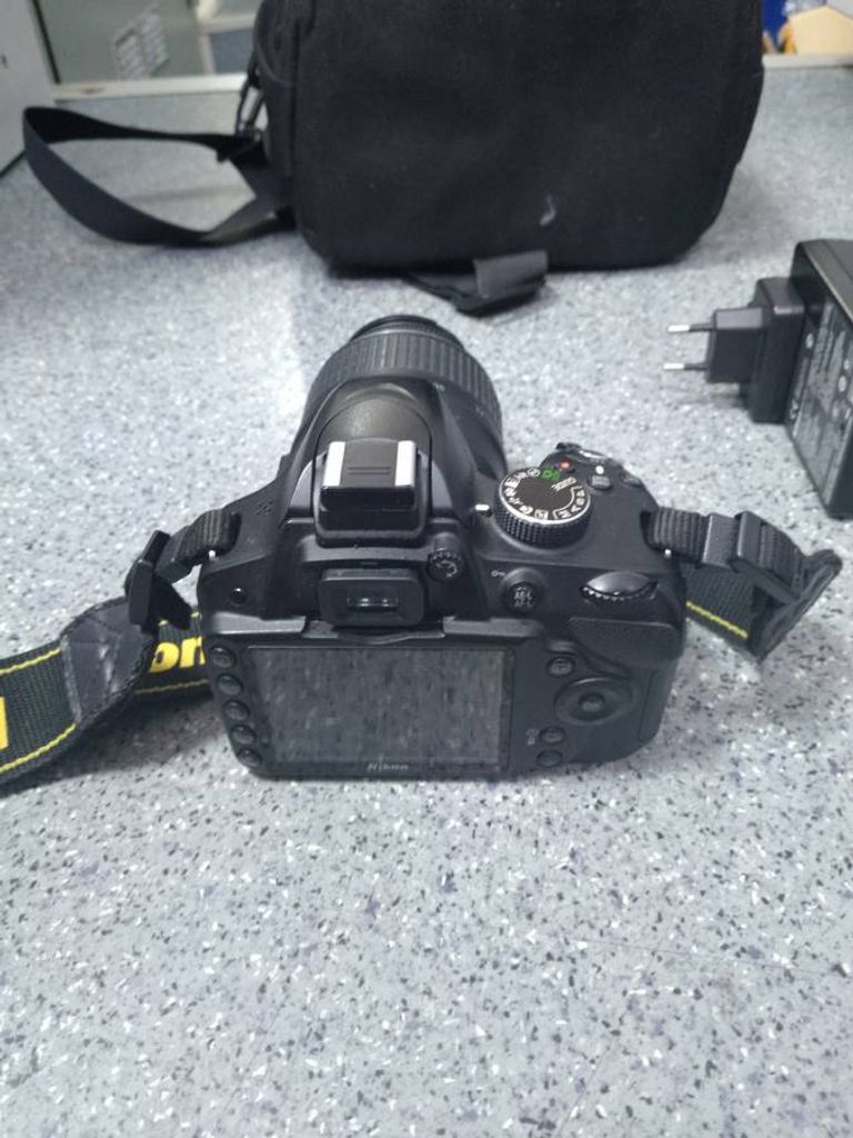 Nikon D3200 body