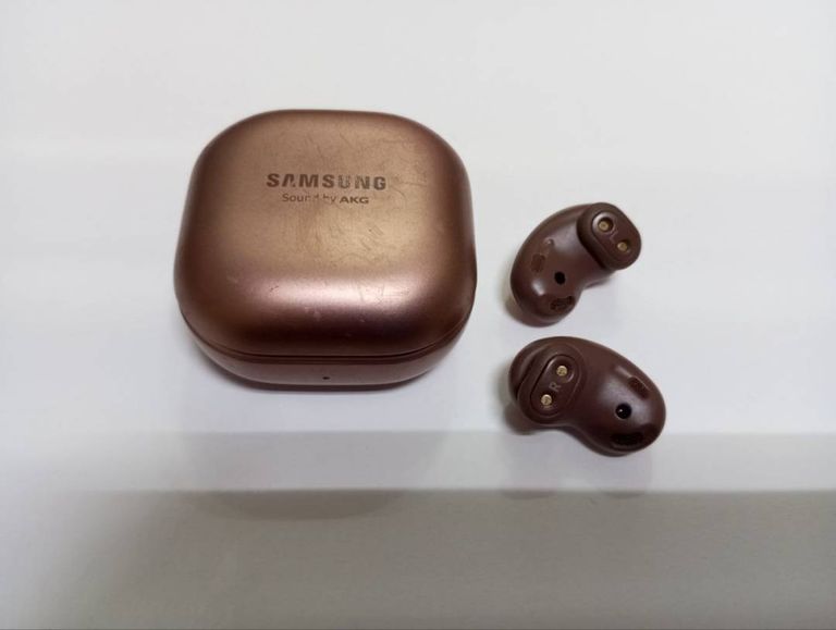 Samsung galaxy buds live