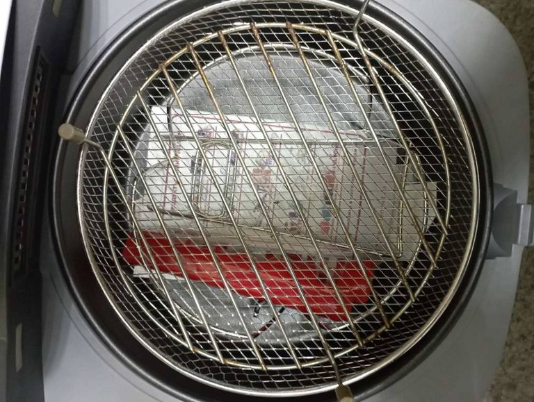 Дешево Hilton FR 3701 з ломбарду