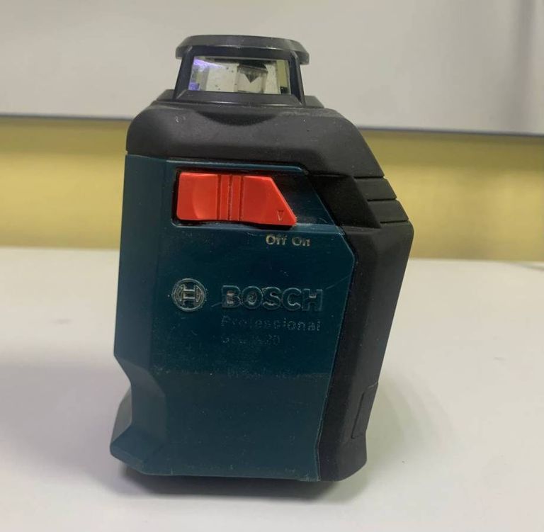 Купити Bosch gll 2-20 g Б/У