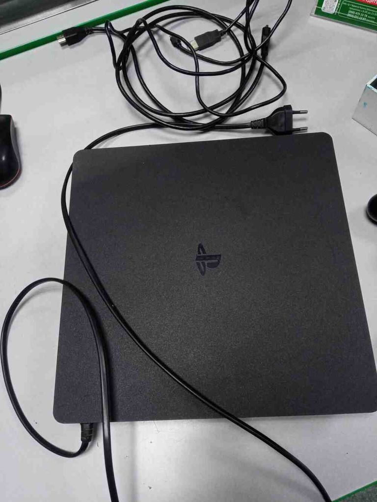 Купить Sony ps 4 slim cuh-2208b 1tb Б/У