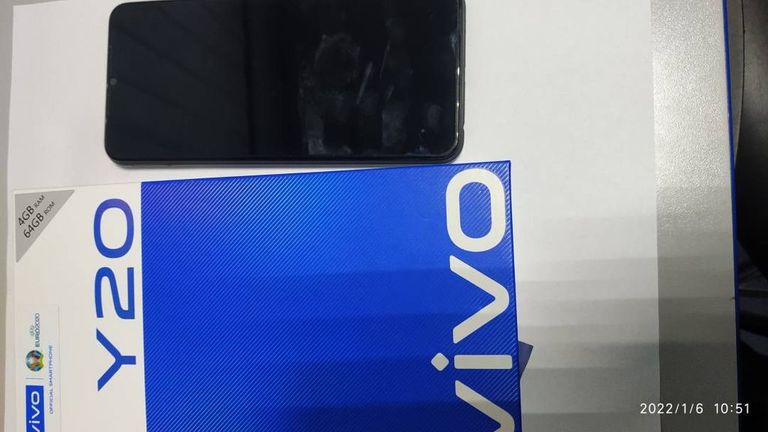 Дешево Vivo y20 v2027 4/64gb з ломбарду