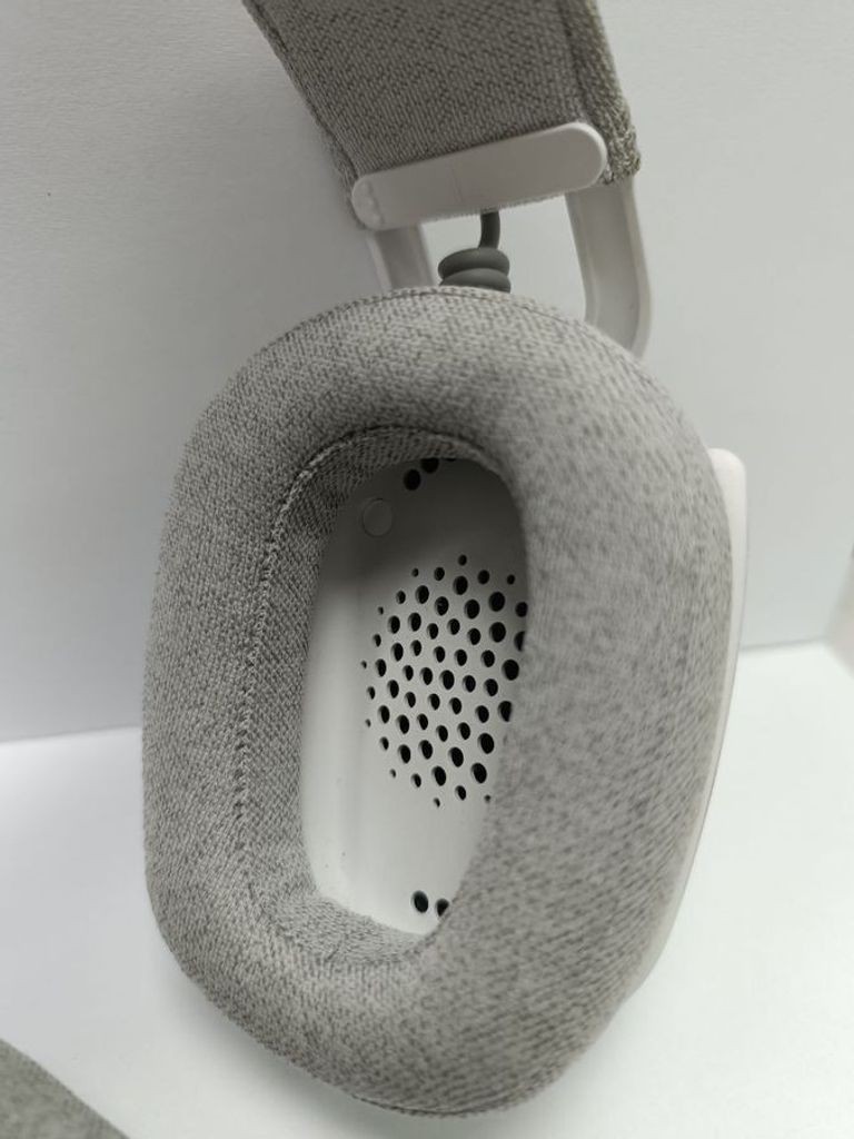 Logitech zone vibe 100 Код:01-200531287. Изображение 5